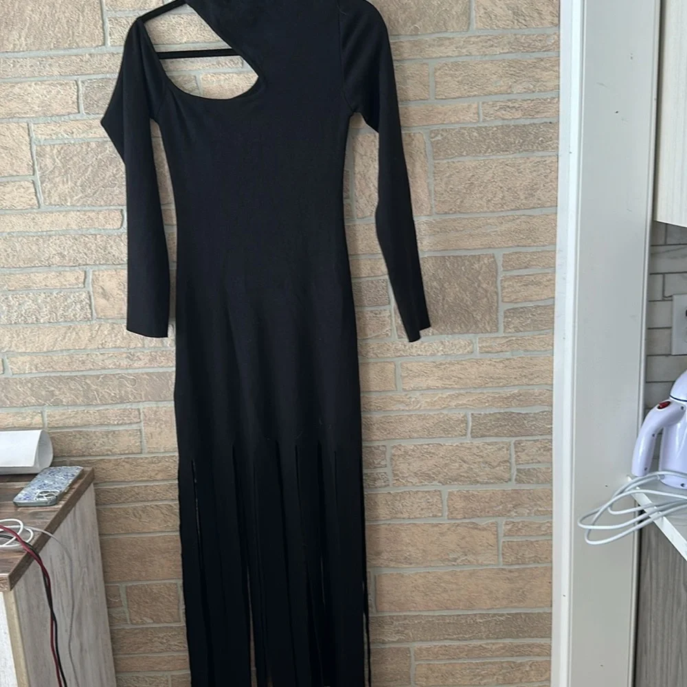AKEP Long Sleeve Maxi Knitted Fitted Turtleneck Dress with Cut-out and Fringes S